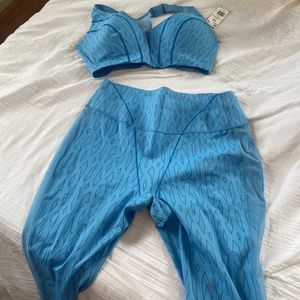 Ivy Park zip front sports bra